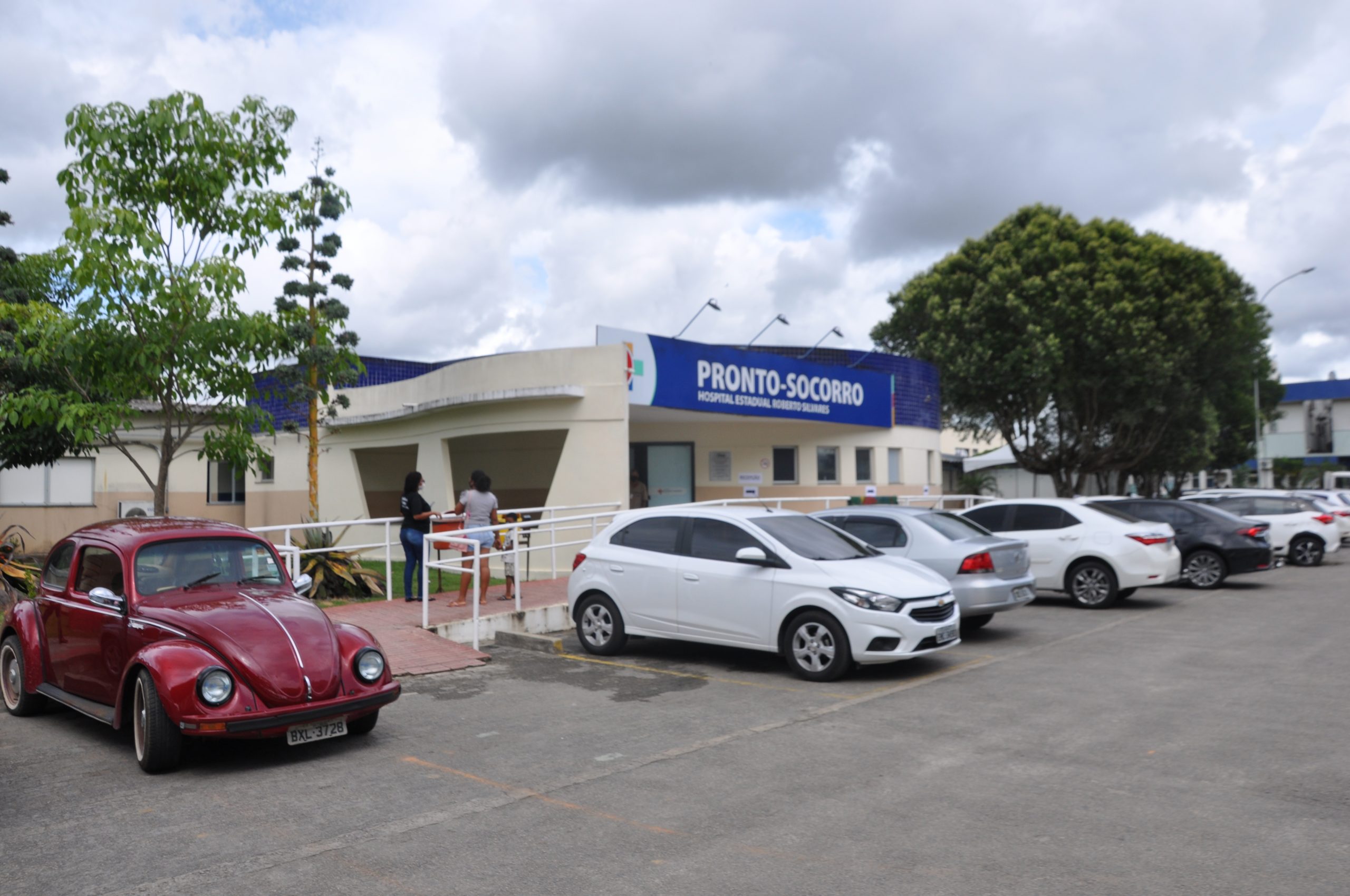 Governador anuncia mais 60 leitos de enfermaria a partir do dia 15 no